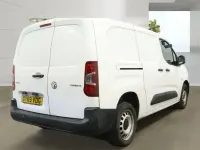 Used Vauxhall Combo Edition 100 HP (73 kW) 2019 White MPV