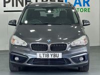 Usado BMW 216 Sport Line 116 HP (85 kW) 2018 Cinzento Monovolume