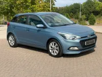 Used Hyundai i20 SE 100 HP (73 kW) 2015 Blue Hatchback