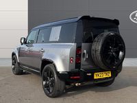 Usado Land Rover Defender SE Dynamic 249 HP (183 kW) 2025 SUV