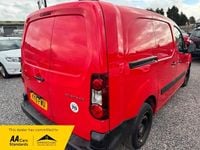Usado Peugeot Partner S 2015 Vermelho