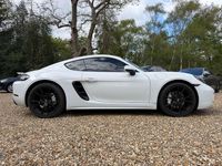 Usado Porsche 718 Cayman 300 HP (220 kW) 2016 Branco Coupé