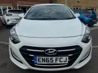 Begagnad Hyundai i30 110 HK (80 kW) 2015 Vit Halvkombi