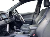 Used Toyota RAV4 Hybrid 197 HP (144 kW) 2016 Red SUV