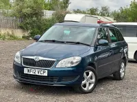 Begagnad Skoda Fabia SE 105 HK (77 kW) 2012 Blå Kombi