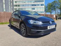 Begagnad VW Golf VII SE 125 HK (91 kW) 2018 Svart Halvkombi