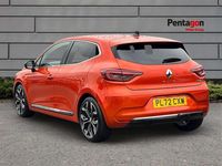 Used Renault Clio V Techno 143 HP (105 kW) 2023 Orange Hatchback