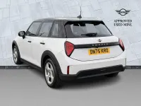 Used Mini Cooper Hatch 113 kW (154 HP) 2025 White Hatchback