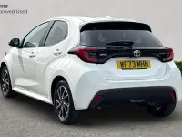 Used Toyota Yaris Hybrid Design 116 HP (85 kW) 2023 Pure white Hatchback