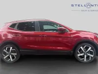 Used Nissan Qashqai S 158 HP (116 kW) 2019 Red SUV