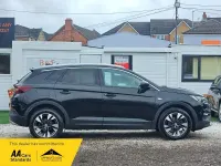 Used Vauxhall Grandland X Sport 130 HP (95 kW) 2018 Black SUV