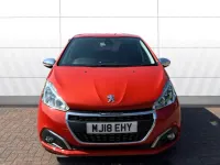 Used Peugeot 208 Allure 82 HP (60 kW) 2018 Orange Hatchback