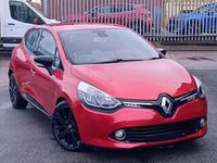 Used Renault Clio IV Dynamique 2015 Red Hatchback