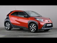 Used Toyota Aygo X 72 HP (52 kW) 2023 Red SUV
