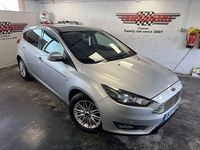 Used Ford Focus Zetec 125 HP (91 kW) 2017 Silver Hatchback