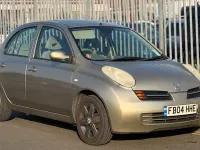 Used Nissan Micra SE 88 HP (64 kW) 2004 Gold Hatchback