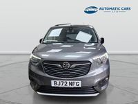 Begagnad Vauxhall Combo Elite 130 HK (95 kW) 2022 Grå Minibuss