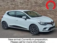 Used Renault Clio Play 75 HP (55 kW) 2018 White Hatchback