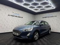 Used Ford Focus Zetec 95 HP (69 kW) 2019 Blue Hatchback