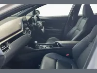 Used Toyota C-HR 122 HP (89 kW) 2019 White SUV
