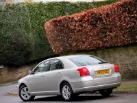 Used Toyota Avensis T3 2003 Silver Hatchback