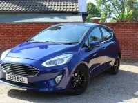 Used Ford Fiesta Zetec 100 HP (73 kW) 2018 Blue Hatchback
