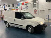 Used Vauxhall Combo 90 HP (66 kW) 2015 White MPV