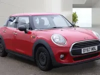 Used Mini ONE Hatch 102 HP (75 kW) 2017 Red Hatchback