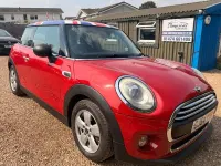 Used Mini ONE Hatch 102 HP (75 kW) 2014 Red Hatchback