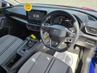 Begagnad Seat Leon SE Dynamic 110 HK (80 kW) 2020 Blå Halvkombi