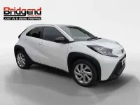 Used Toyota Aygo X PURE 72 HP (52 kW) 2024 White SUV