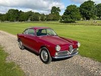 Used Alfa Romeo Giulietta Veloce 90 HP (66 kW) 1959 Red Hatchback