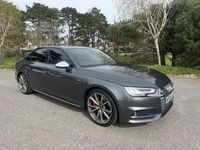 Usado Audi S4 Advanced 354 HP (260 kW) 2018 Cinzento Sedan