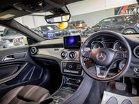 Used Mercedes CLA180 122 HP (89 kW) 2017 White Sedan