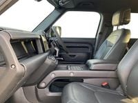 Used Land Rover Defender 525 HP (386 kW) 2022 Carpathian grey Estate