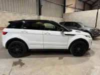 Used Land Rover Range Rover evoque HSE Dynamic 180 HP (132 kW) 2017 White Estate