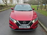 Used Nissan Qashqai Acenta Premium 2018 Red SUV