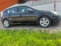 Used Vauxhall Astra 2004 Black Hatchback