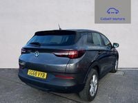 Used Vauxhall Grandland X S 130 HP (95 kW) 2019 Grey SUV