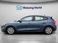 Used Ford Focus Titanium 125 HP (91 kW) 2020 Blue Hatchback