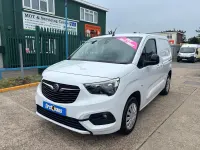 Used Vauxhall Combo 100 HP (73 kW) 2023 White MPV