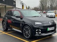 New Renault R5 Iconic 88 kW (120 HP) 2025 Additional special twotone metallic  diamond bla  Hatchback