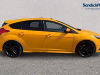 Used Ford Focus ST 250 HP (183 kW) 2017 Tangerine scream (exclusive colour) Hatchback
