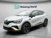Begagnad Renault Captur Engineered 141 HK (103 kW) 2024 Grå SUV