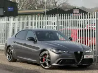 Begagnad Alfa Romeo Giulia Veloce 2024 Grå Sedan