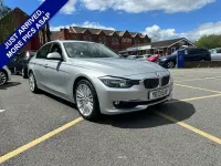 Usado BMW 320 Luxury Line 184 HP (135 kW) 2013 Prateado Sedan