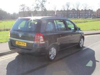 Used Vauxhall Zafira 120 HP (88 kW) 2014 Grey MPV