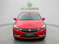 Used Vauxhall Astra SRi 105 HP (77 kW) 2018 Red Hatchback