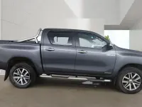 Used Toyota HiLux 150 HP (110 kW) 2017 Grey Pickup