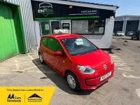 Used VW up! move up! 60 HP (44 kW) 2013 Red Hatchback